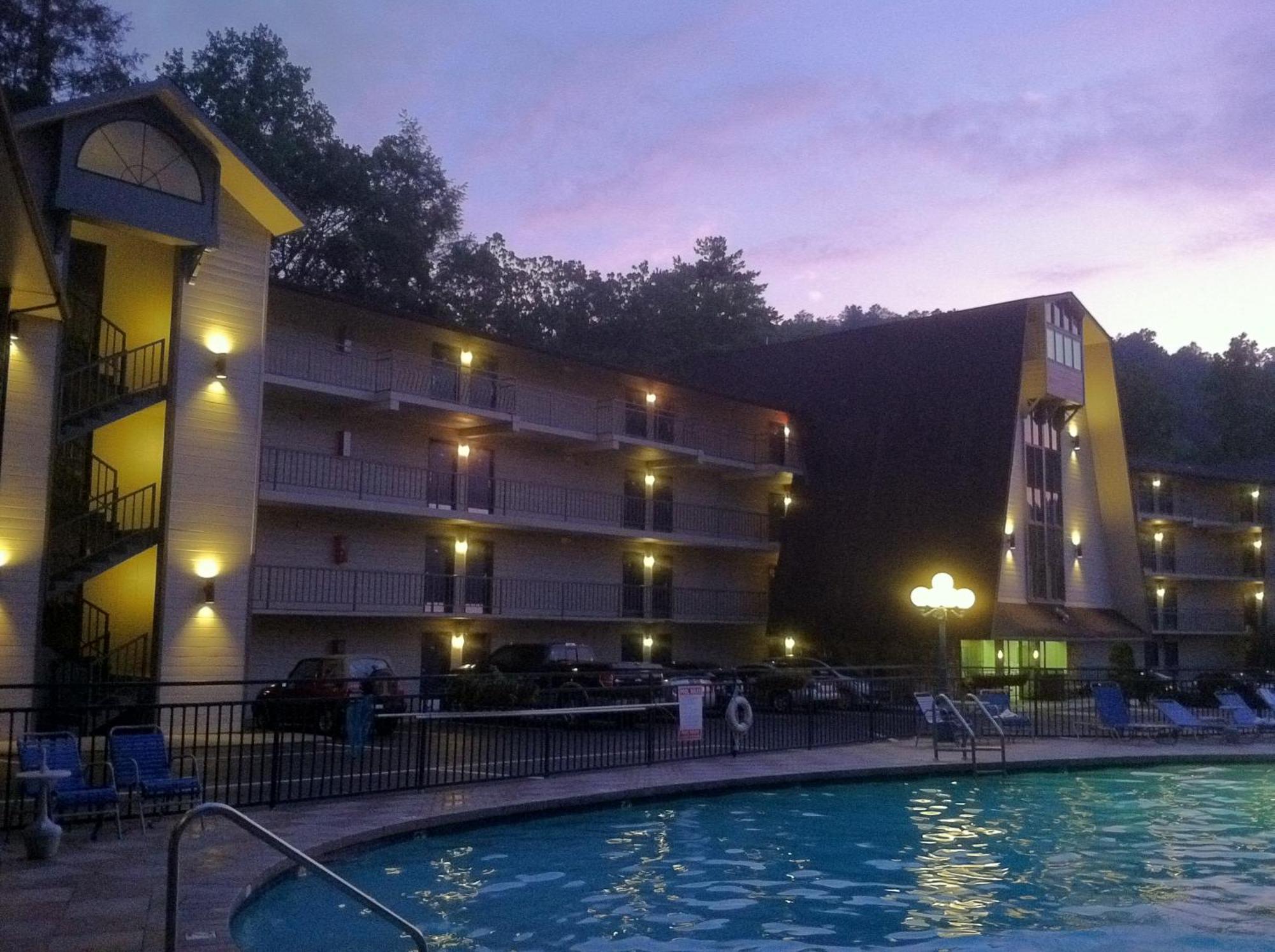 Sidney James Mountain Lodge Gatlinburg Bagian luar foto